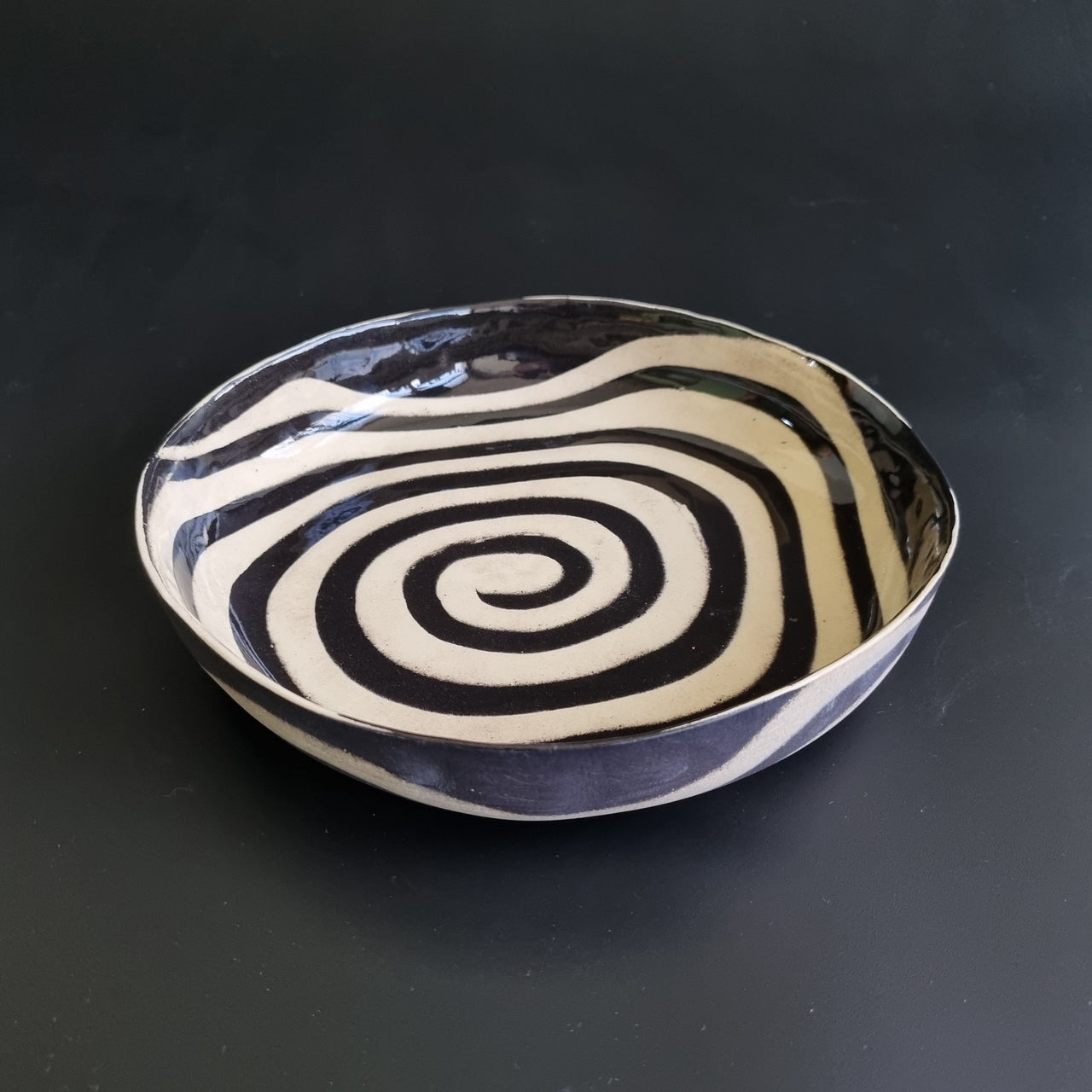 Black and White Spiral Dish